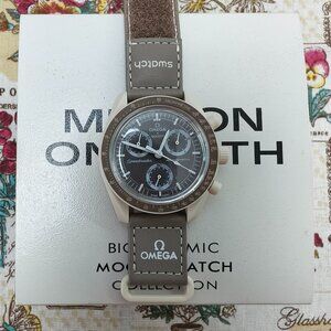 👑POSH NWT Swatch X Omega Mission On Earth - DESERT Watch
